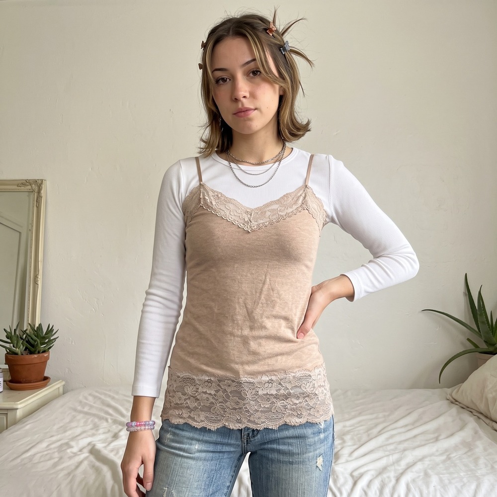 Vintage Y2K Wet Seal Womens Cami Tank Top Medium Tan Lace Trim V-Neck Coquette